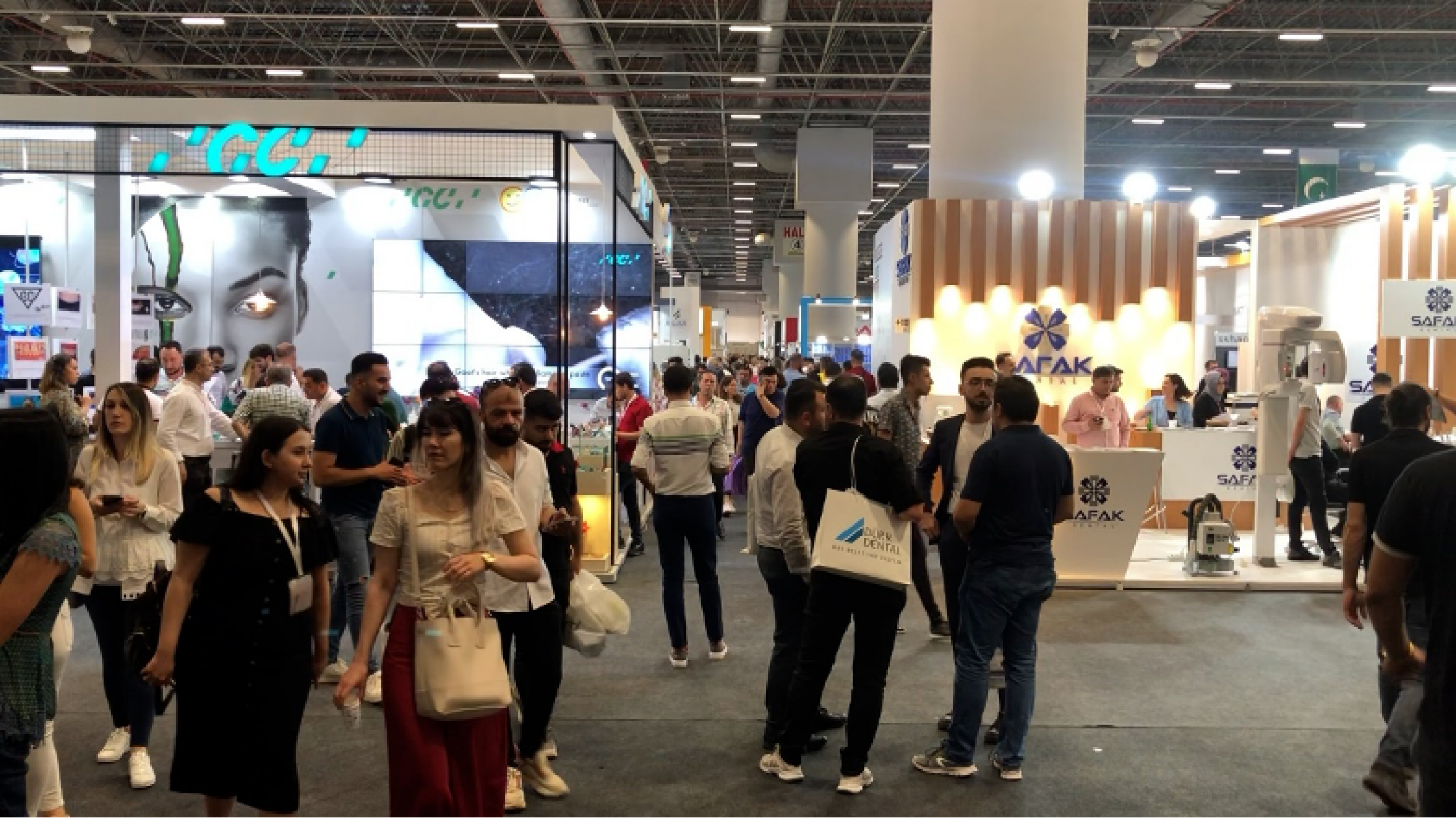 Industry leaders meet at IDEX 2023