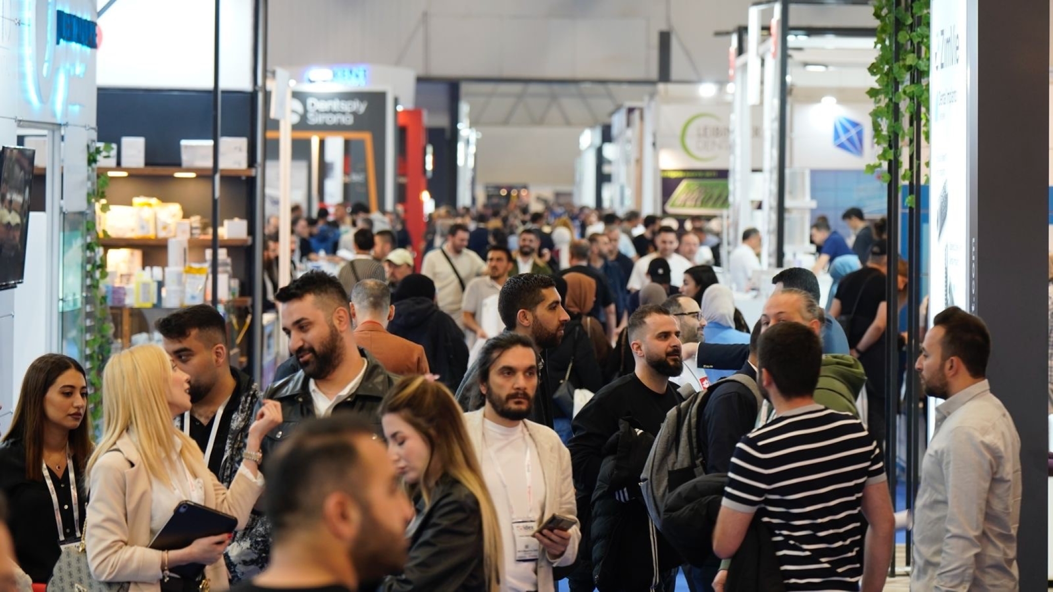 8-11 Mayıs 2024 tarihlerinde İstanbul Fuar Merkezi’nde gerçekleşen IDEX İstanbul global dental sektörünü bir araya getirdi